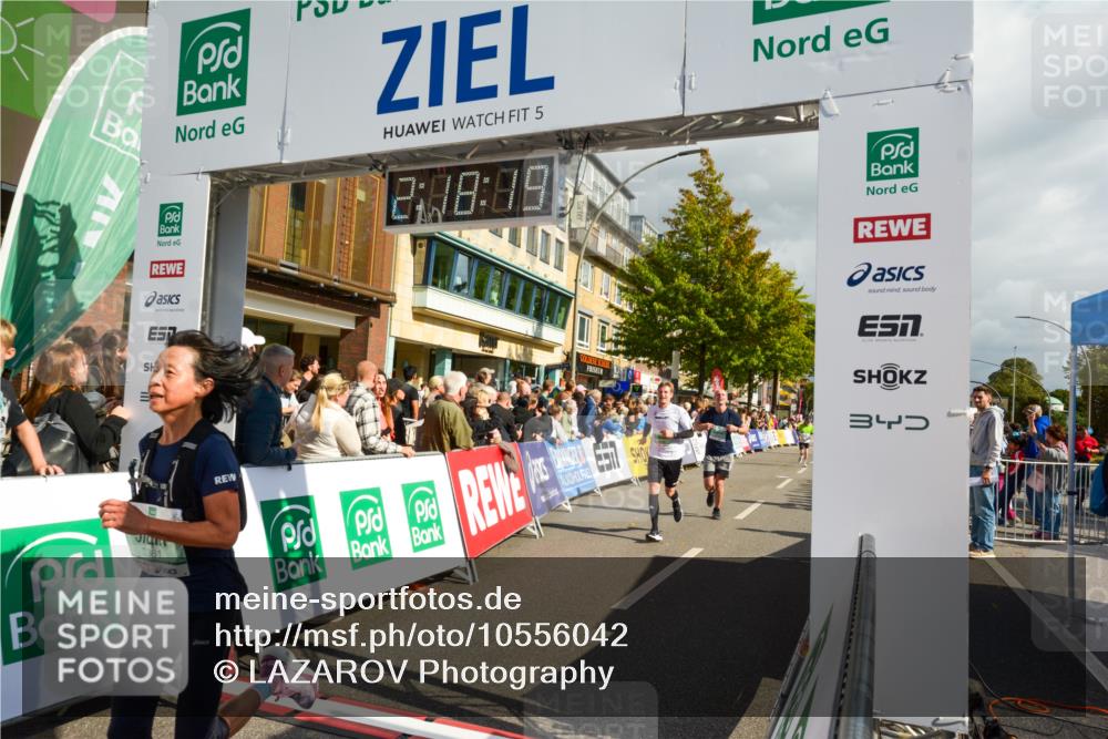 20.09.2026 - PSD Bank Halbmarathon LAZAROV Photography http://msf.ph/oto/10556042 20.09.2026 12:18:18 Ziel 2032, 3152, 3331, 3361, 3463, 4049, 4300, 4370, 4630 meine-sportfotos.de