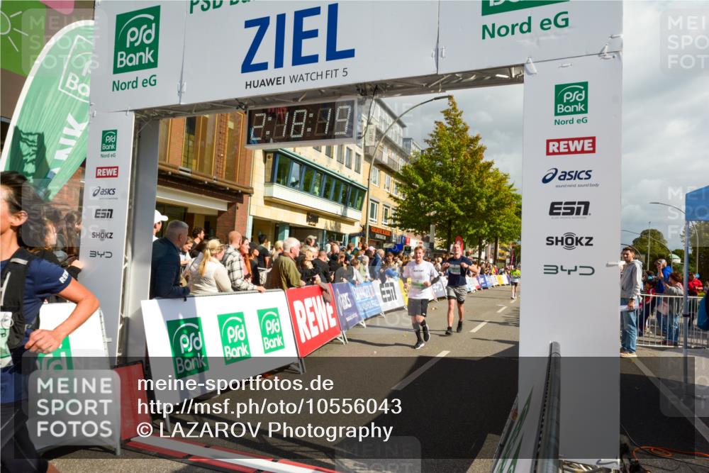 20.09.2026 - PSD Bank Halbmarathon LAZAROV Photography http://msf.ph/oto/10556043 20.09.2026 12:18:18 Ziel 2032, 3152, 3331, 3361, 3463, 4049, 4300, 4370, 4630 meine-sportfotos.de