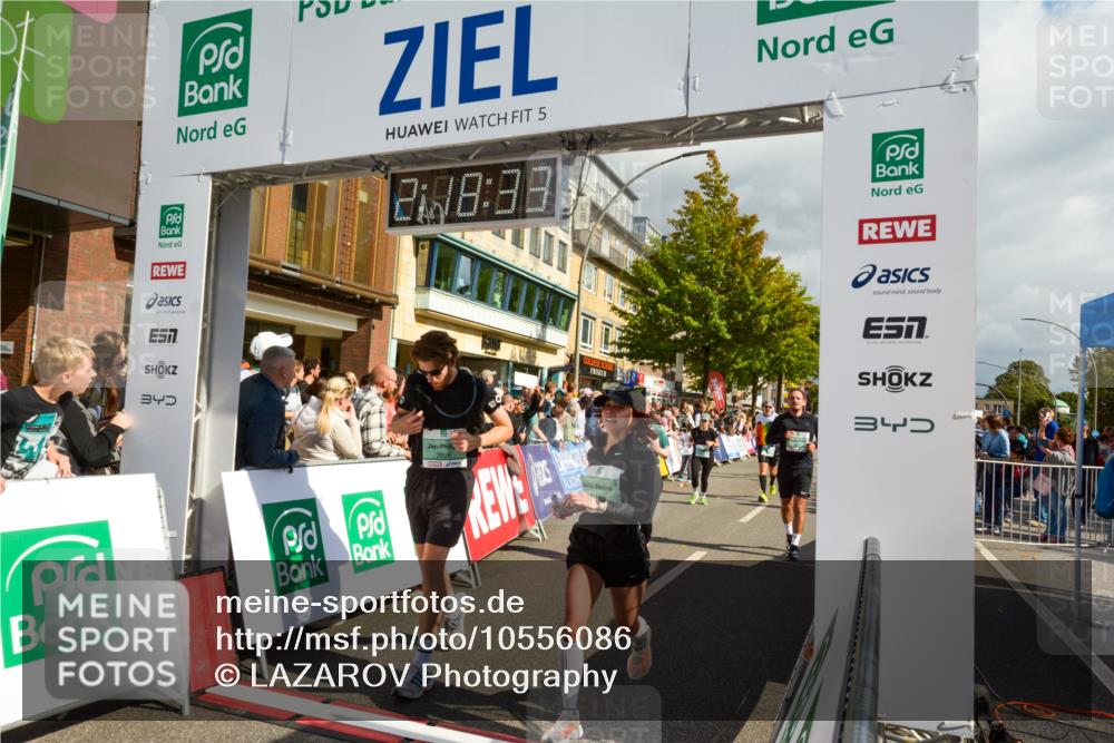20.09.2026 - PSD Bank Halbmarathon LAZAROV Photography http://msf.ph/oto/10556086 20.09.2026 12:18:32 Ziel 1011, 1270, 1424, 2032, 2121, 2413, 2628, 2867, 3084, 3409, 3540, 3806, 3875, 4049, 4159, 4370 meine-sportfotos.de