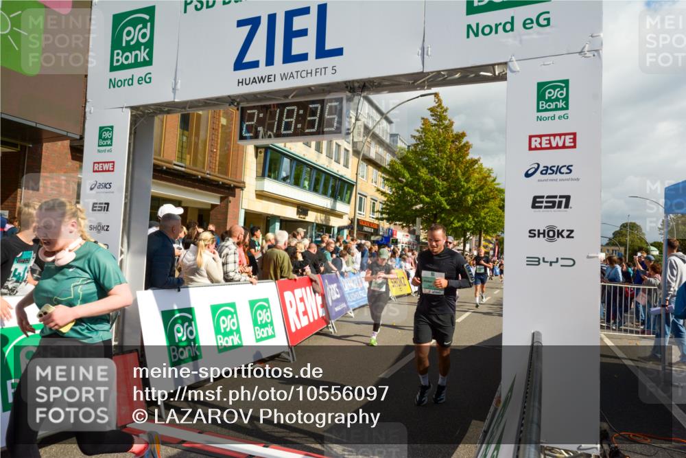 20.09.2026 - PSD Bank Halbmarathon LAZAROV Photography http://msf.ph/oto/10556097 20.09.2026 12:18:34 Ziel 1011, 1270, 1424, 1425, 1998, 2032, 2121, 2137, 2413, 2628, 2867, 3084, 3409, 3540, 3597, 3616, 3806, 3875, 4049, 4159 meine-sportfotos.de