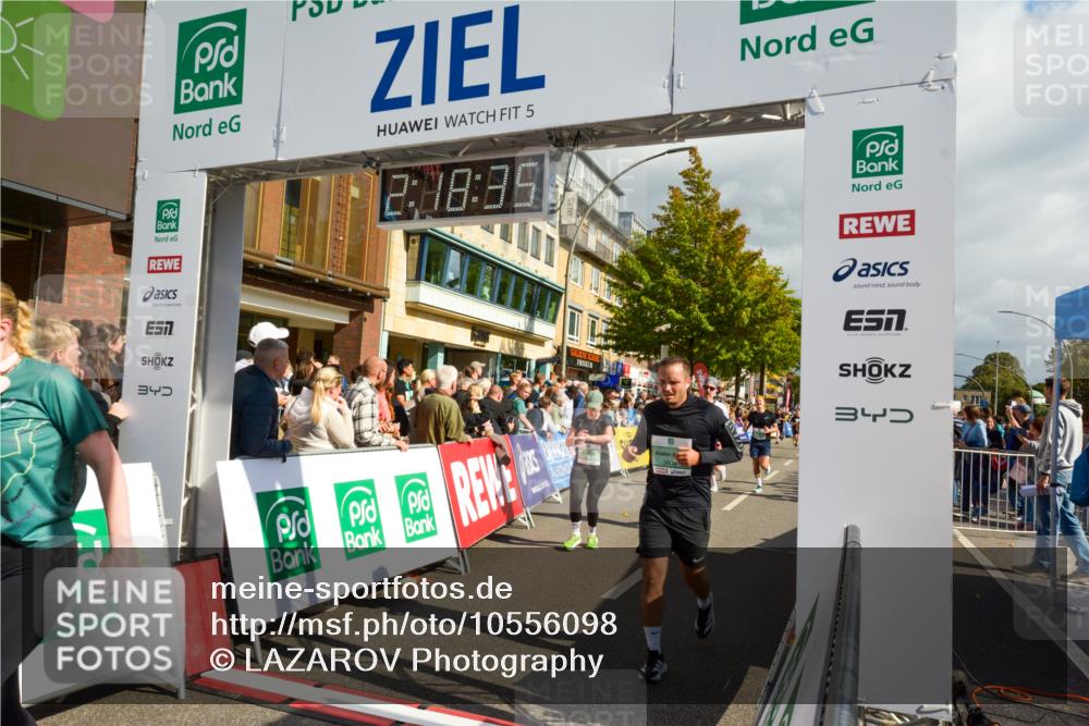 20.09.2026 - PSD Bank Halbmarathon LAZAROV Photography http://msf.ph/oto/10556098 20.09.2026 12:18:34 Ziel 1011, 1270, 1424, 1425, 1998, 2032, 2121, 2137, 2413, 2628, 2867, 3084, 3409, 3540, 3597, 3616, 3806, 3875, 4049, 4159 meine-sportfotos.de