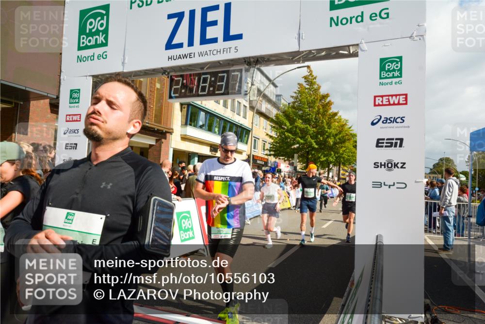 20.09.2026 - PSD Bank Halbmarathon LAZAROV Photography http://msf.ph/oto/10556103 20.09.2026 12:18:36 Ziel 1011, 1270, 1424, 1425, 1998, 2121, 2137, 2413, 2628, 2867, 3084, 3409, 3540, 3597, 3616, 3806, 3875, 4159 meine-sportfotos.de