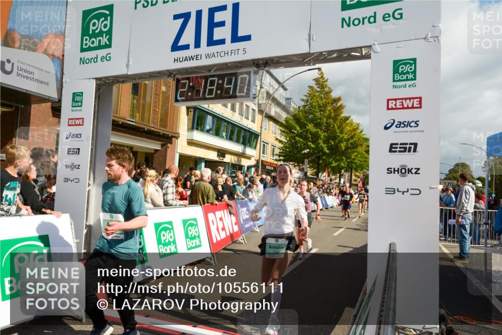 20.09.2026 - PSD Bank Halbmarathon LAZAROV Photography http://msf.ph/oto/10556111 20.09.2026 12:18:40 Ziel 1223, 1270, 1424, 1425, 1694, 1998, 2121, 2137, 2413, 2867, 2912, 3084, 3409, 3540, 3597, 3616, 3736, 3806, 3875, 4159 meine-sportfotos.de