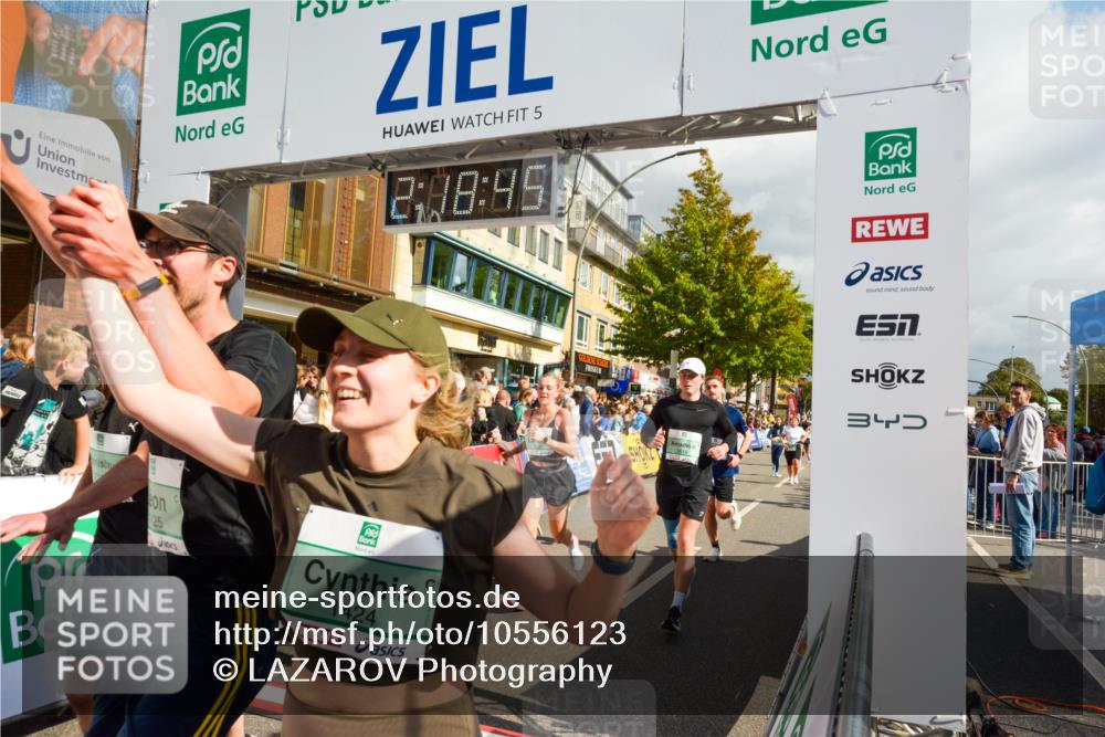 20.09.2026 - PSD Bank Halbmarathon LAZAROV Photography http://msf.ph/oto/10556123 20.09.2026 12:18:45 Ziel 1223, 1424, 1425, 1694, 1998, 2121, 2137, 2912, 2936, 3082, 3084, 3252, 3540, 3597, 3616, 3736, 4693 meine-sportfotos.de