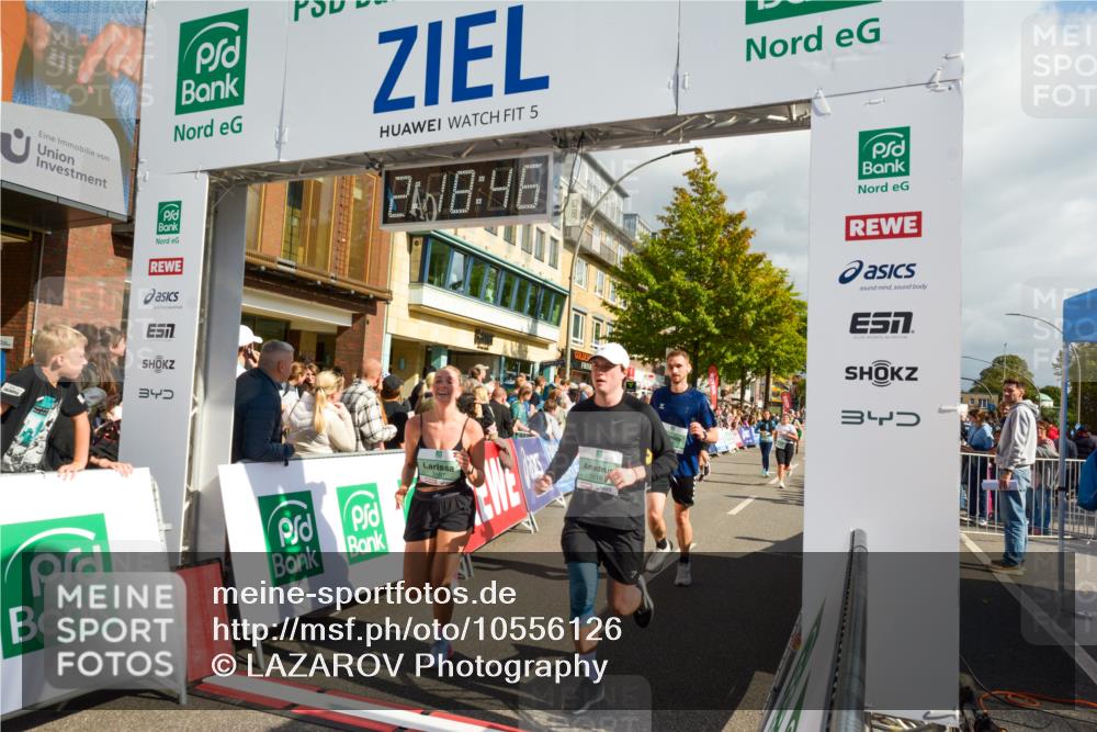 20.09.2026 - PSD Bank Halbmarathon LAZAROV Photography http://msf.ph/oto/10556126 20.09.2026 12:18:45 Ziel 1223, 1424, 1425, 1694, 1998, 2121, 2137, 2912, 2936, 3082, 3084, 3252, 3540, 3597, 3616, 3736, 4693 meine-sportfotos.de