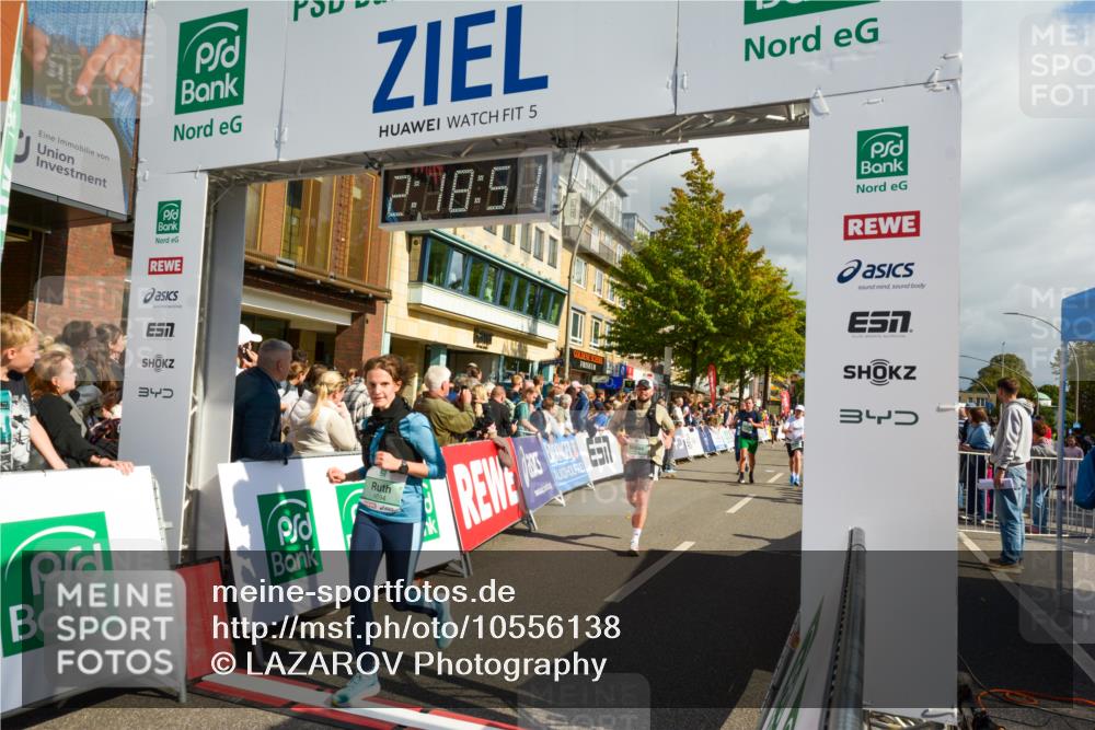 20.09.2026 - PSD Bank Halbmarathon LAZAROV Photography http://msf.ph/oto/10556138 20.09.2026 12:18:51 Ziel 1223, 1425, 1694, 1998, 2137, 2812, 2912, 2936, 3082, 3252, 3384, 3597, 3616, 3637, 3736, 4693 meine-sportfotos.de