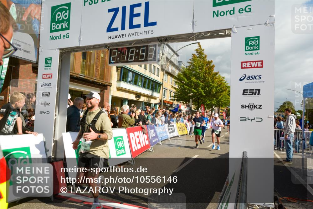 20.09.2026 - PSD Bank Halbmarathon LAZAROV Photography http://msf.ph/oto/10556146 20.09.2026 12:18:52 Ziel 1223, 1489, 1694, 1998, 2772, 2812, 2912, 2936, 3082, 3252, 3384, 3597, 3616, 3637, 3736, 4693 meine-sportfotos.de