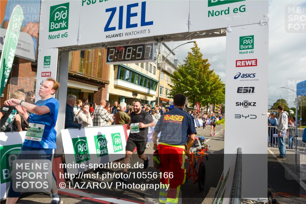 20.09.2026 - PSD Bank Halbmarathon LAZAROV Photography http://msf.ph/oto/10556166 20.09.2026 12:18:56 Ziel 1223, 1489, 1694, 2772, 2812, 2876, 2911, 2912, 2936, 3082, 3252, 3384, 3637, 3736, 3763, 4693 meine-sportfotos.de