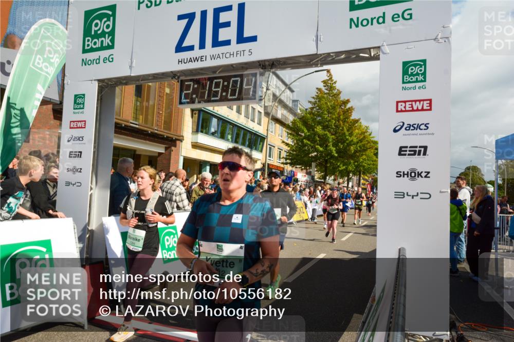 20.09.2026 - PSD Bank Halbmarathon LAZAROV Photography http://msf.ph/oto/10556182 20.09.2026 12:19:03 Ziel 1283, 1489, 2772, 2812, 2876, 2911, 3290, 3384, 3637, 3763, 4086, 4338, 4693 meine-sportfotos.de