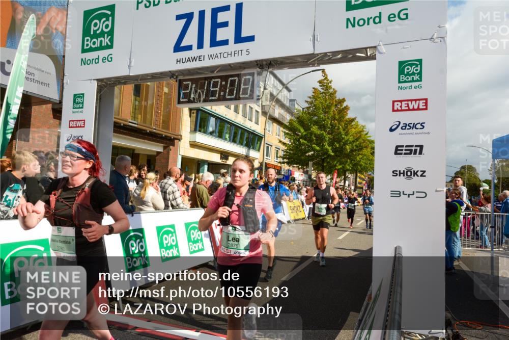20.09.2026 - PSD Bank Halbmarathon LAZAROV Photography http://msf.ph/oto/10556193 20.09.2026 12:19:07 Ziel 1283, 1489, 1997, 2312, 2772, 2812, 2876, 2911, 3290, 3357, 3384, 3637, 3717, 3720, 3763, 4086, 4338 meine-sportfotos.de