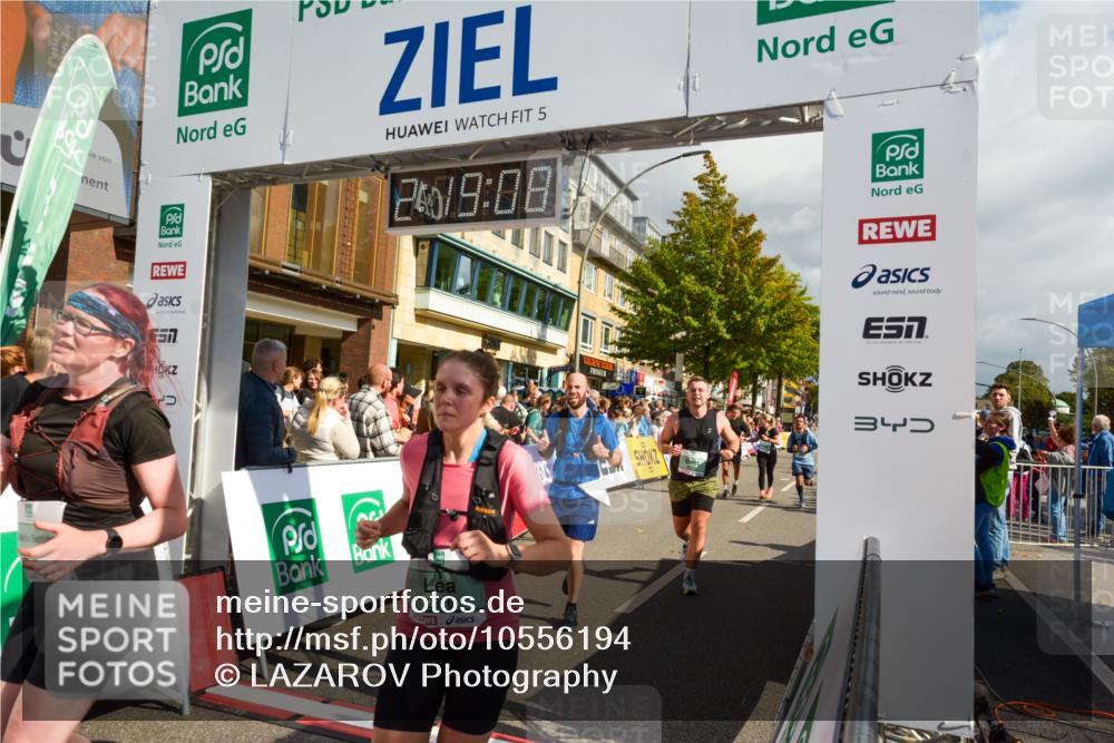 20.09.2026 - PSD Bank Halbmarathon LAZAROV Photography http://msf.ph/oto/10556194 20.09.2026 12:19:07 Ziel 1283, 1489, 1997, 2312, 2772, 2812, 2876, 2911, 3290, 3357, 3384, 3637, 3717, 3720, 3763, 4086, 4338 meine-sportfotos.de