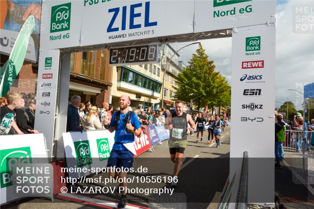 20.09.2026 - PSD Bank Halbmarathon LAZAROV Photography http://msf.ph/oto/10556196 20.09.2026 12:19:08 Ziel 1283, 1489, 1997, 2312, 2772, 2812, 2876, 2911, 3290, 3357, 3384, 3717, 3720, 3763, 4086, 4338 meine-sportfotos.de