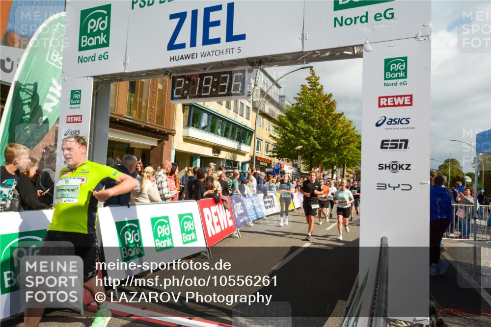 20.09.2026 - PSD Bank Halbmarathon LAZAROV Photography http://msf.ph/oto/10556261 20.09.2026 12:19:35 Ziel 1351, 1877, 2214, 2242, 2513, 3581, 3974, 4033, 4383, 4682, 4726, 4732 meine-sportfotos.de