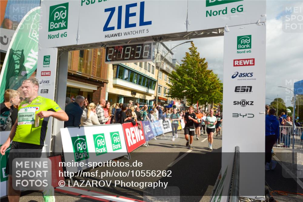 20.09.2026 - PSD Bank Halbmarathon LAZAROV Photography http://msf.ph/oto/10556262 20.09.2026 12:19:35 Ziel 1351, 1877, 2214, 2242, 2513, 3581, 3974, 4033, 4383, 4682, 4726, 4732 meine-sportfotos.de