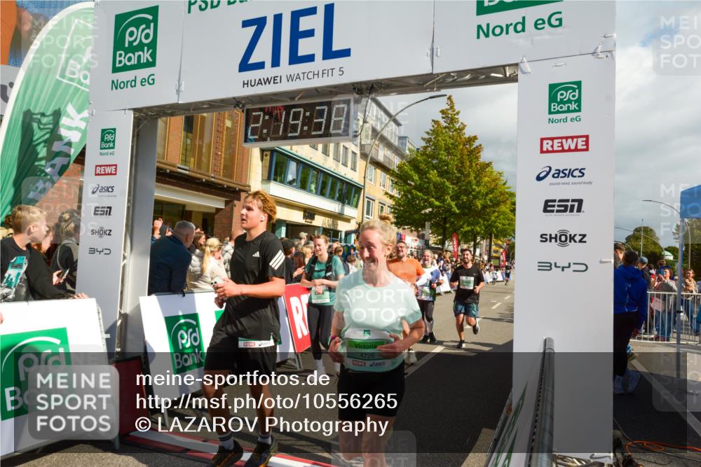20.09.2026 - PSD Bank Halbmarathon LAZAROV Photography http://msf.ph/oto/10556265 20.09.2026 12:19:37 Ziel 1351, 1877, 2214, 2242, 3581, 3974, 4033, 4726, 4732 meine-sportfotos.de