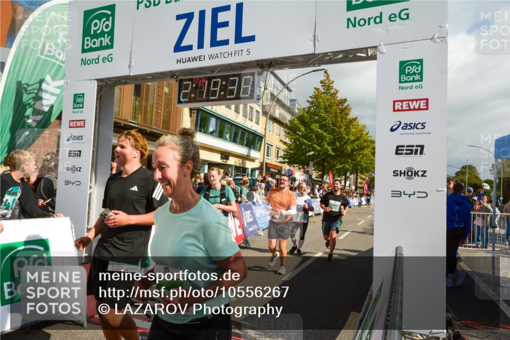 20.09.2026 - PSD Bank Halbmarathon LAZAROV Photography http://msf.ph/oto/10556267 20.09.2026 12:19:38 Ziel 1351, 1877, 2214, 2242, 3581, 3974, 4033, 4726, 4732 meine-sportfotos.de