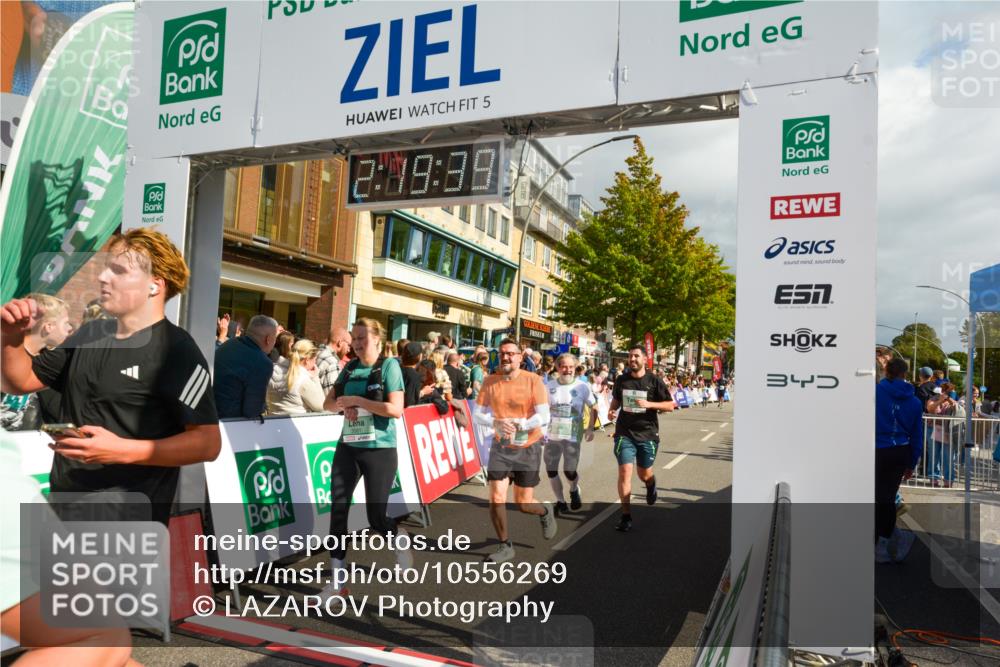 20.09.2026 - PSD Bank Halbmarathon LAZAROV Photography http://msf.ph/oto/10556269 20.09.2026 12:19:38 Ziel 1351, 1877, 2214, 2242, 3581, 3974, 4033, 4726, 4732 meine-sportfotos.de