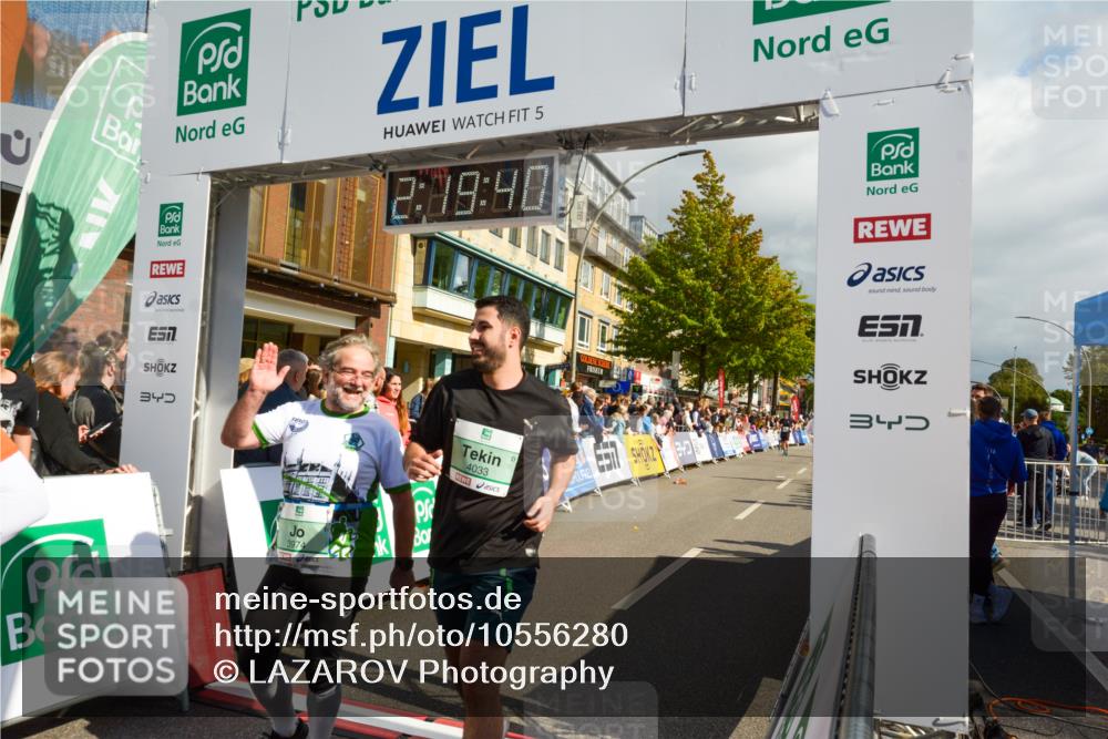 20.09.2026 - PSD Bank Halbmarathon LAZAROV Photography http://msf.ph/oto/10556280 20.09.2026 12:19:40 Ziel 1351, 1877, 2242, 3180, 3581, 3974, 4033, 4726, 4732 meine-sportfotos.de
