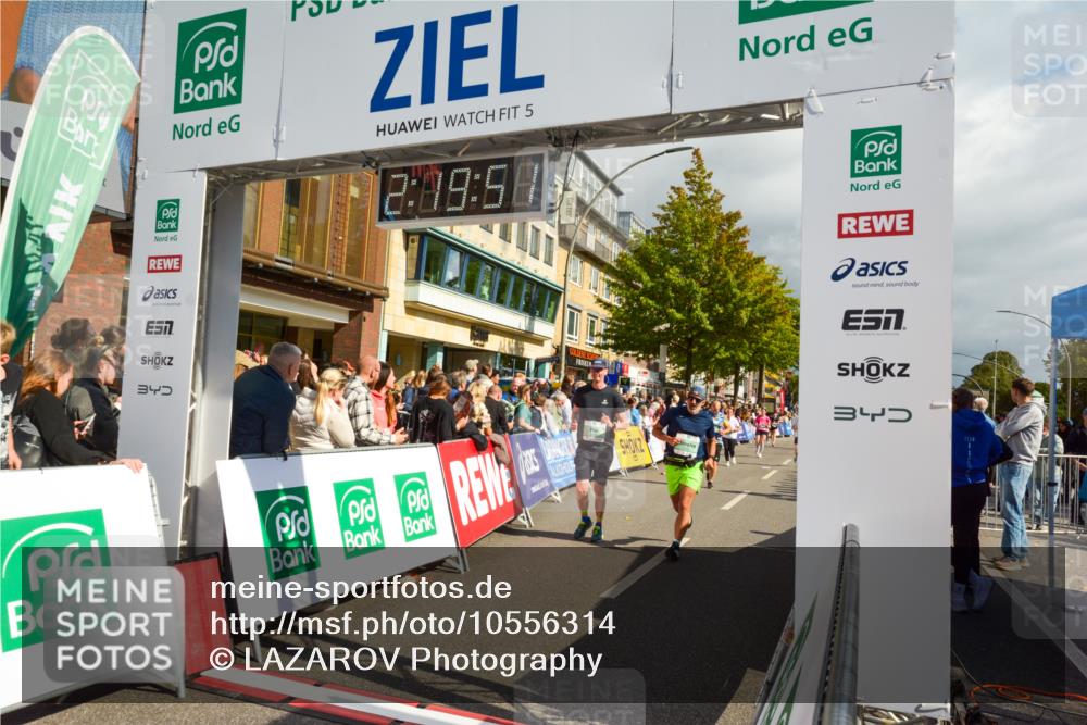 20.09.2026 - PSD Bank Halbmarathon LAZAROV Photography http://msf.ph/oto/10556314 20.09.2026 12:19:50 Ziel 1777, 2436, 2549, 2787, 3180, 3288, 4732 meine-sportfotos.de