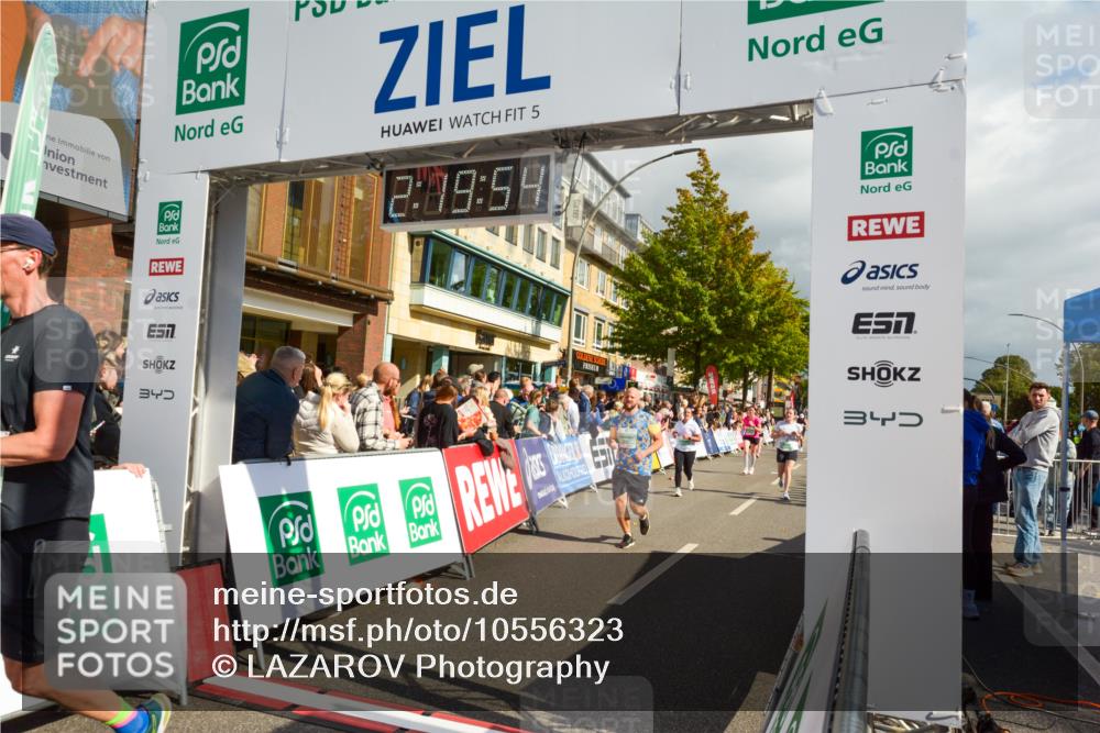 20.09.2026 - PSD Bank Halbmarathon LAZAROV Photography http://msf.ph/oto/10556323 20.09.2026 12:19:53 Ziel 1323, 1777, 2436, 2549, 2787, 3180, 3288, 4626 meine-sportfotos.de