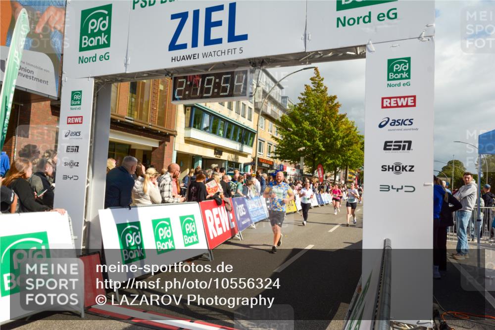 20.09.2026 - PSD Bank Halbmarathon LAZAROV Photography http://msf.ph/oto/10556324 20.09.2026 12:19:53 Ziel 1323, 1777, 2436, 2549, 2787, 3180, 3288, 4626 meine-sportfotos.de