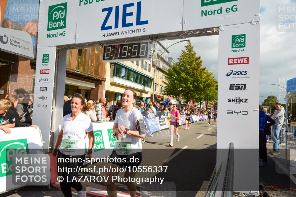 20.09.2026 - PSD Bank Halbmarathon LAZAROV Photography http://msf.ph/oto/10556337 20.09.2026 12:19:57 Ziel 1323, 1777, 2436, 2549, 2787, 3180, 3288, 3429, 3688, 3735, 4626 meine-sportfotos.de