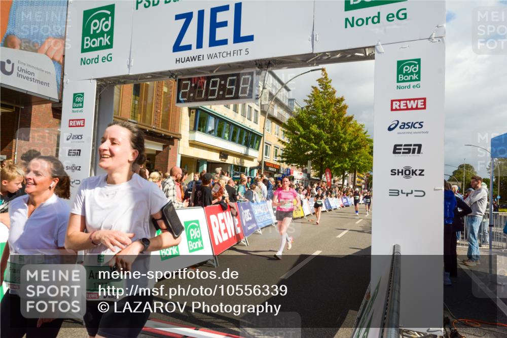 20.09.2026 - PSD Bank Halbmarathon LAZAROV Photography http://msf.ph/oto/10556339 20.09.2026 12:19:58 Ziel 1323, 1777, 2436, 2549, 2787, 3180, 3288, 3429, 3688, 3735, 4626 meine-sportfotos.de