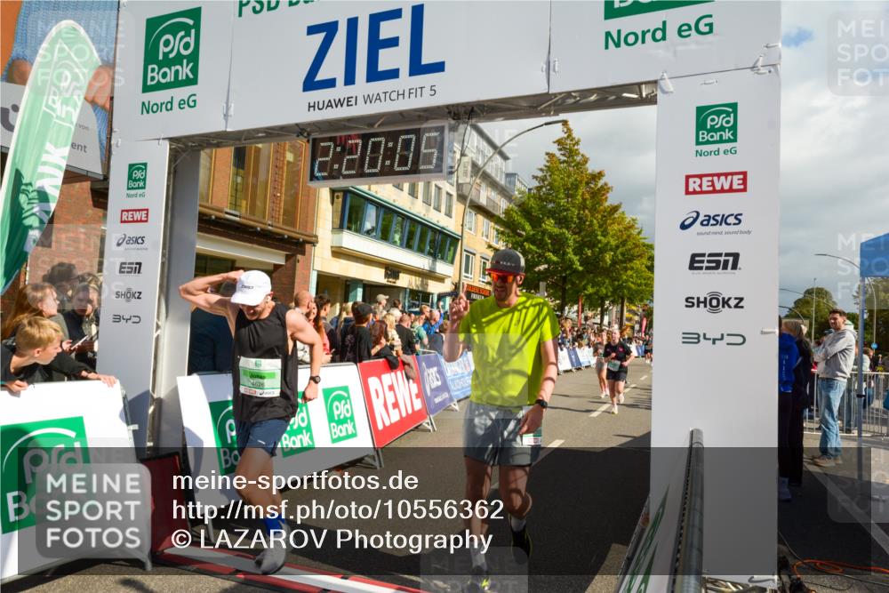 20.09.2026 - PSD Bank Halbmarathon LAZAROV Photography http://msf.ph/oto/10556362 20.09.2026 12:20:05 Ziel 1323, 2436, 2737, 2787, 2933, 3085, 3429, 3688, 3735, 4085, 4626, 4689 meine-sportfotos.de