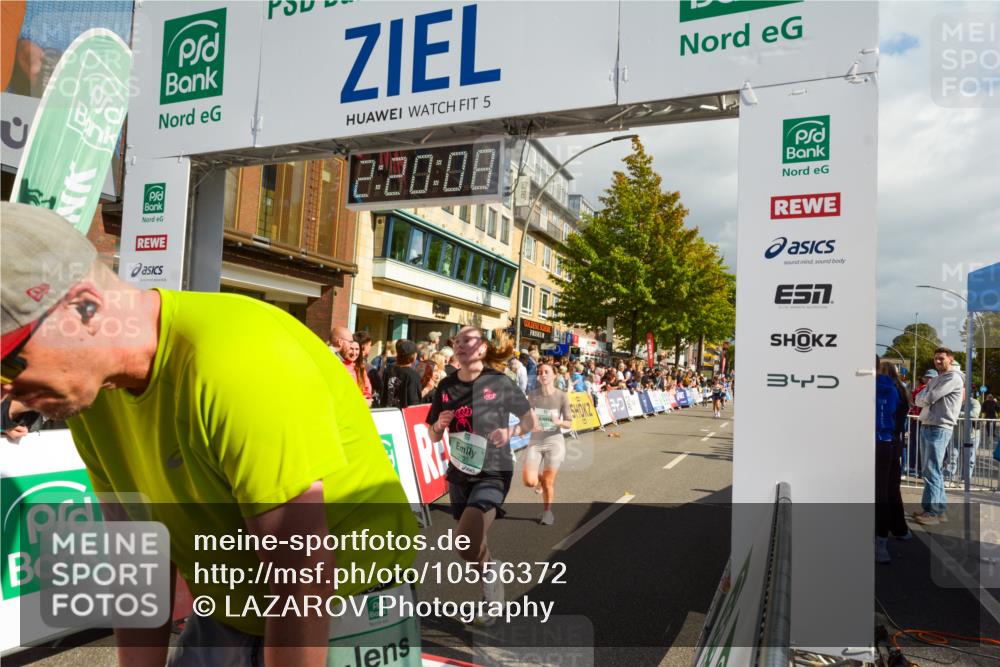 20.09.2026 - PSD Bank Halbmarathon LAZAROV Photography http://msf.ph/oto/10556372 20.09.2026 12:20:07 Ziel 1323, 1892, 2737, 2787, 2933, 3085, 3429, 3688, 3735, 4085, 4270, 4626, 4689 meine-sportfotos.de