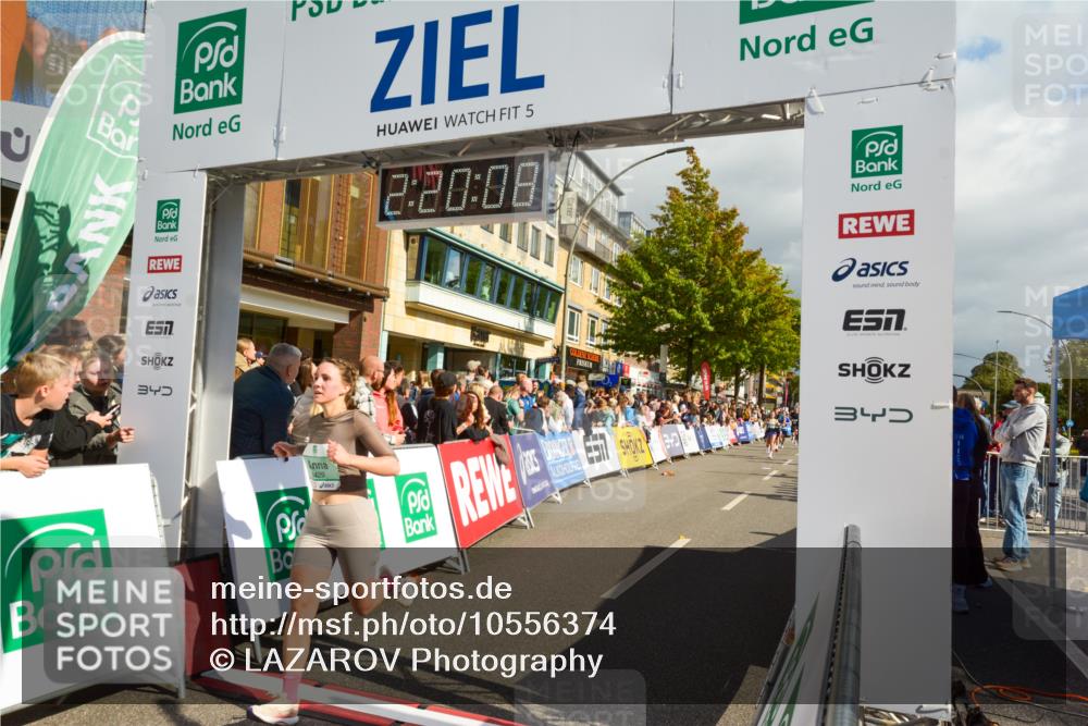 20.09.2026 - PSD Bank Halbmarathon LAZAROV Photography http://msf.ph/oto/10556374 20.09.2026 12:20:08 Ziel 1323, 1892, 2737, 2787, 2933, 3085, 3429, 3688, 3735, 4085, 4270, 4626, 4689 meine-sportfotos.de