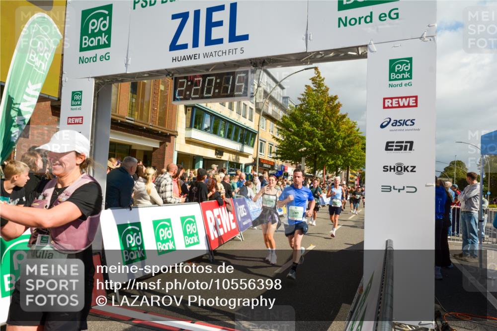 20.09.2026 - PSD Bank Halbmarathon LAZAROV Photography http://msf.ph/oto/10556398 20.09.2026 12:20:15 Ziel 1021, 1261, 1628, 1755, 1892, 2737, 2933, 3085, 4085, 4228, 4237, 4270, 4632, 4689 meine-sportfotos.de