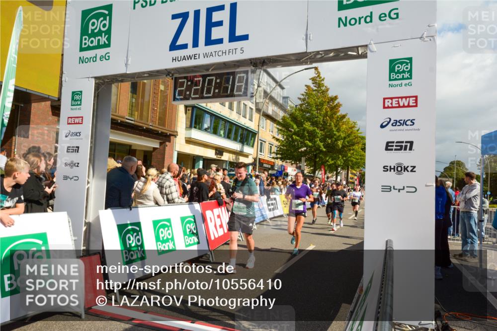 20.09.2026 - PSD Bank Halbmarathon LAZAROV Photography http://msf.ph/oto/10556410 20.09.2026 12:20:18 Ziel 1021, 1261, 1294, 1628, 1755, 1892, 2351, 2737, 2933, 3085, 3097, 4085, 4228, 4237, 4270, 4632, 4689 meine-sportfotos.de