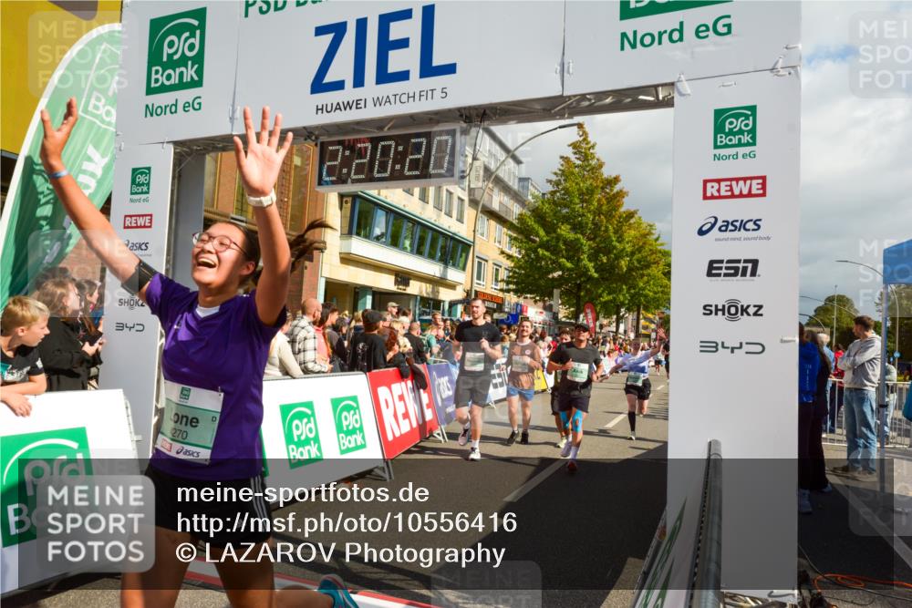 20.09.2026 - PSD Bank Halbmarathon LAZAROV Photography http://msf.ph/oto/10556416 20.09.2026 12:20:19 Ziel 1021, 1261, 1294, 1628, 1755, 1892, 2351, 2737, 2933, 3085, 3097, 4085, 4228, 4237, 4270, 4632, 4689 meine-sportfotos.de