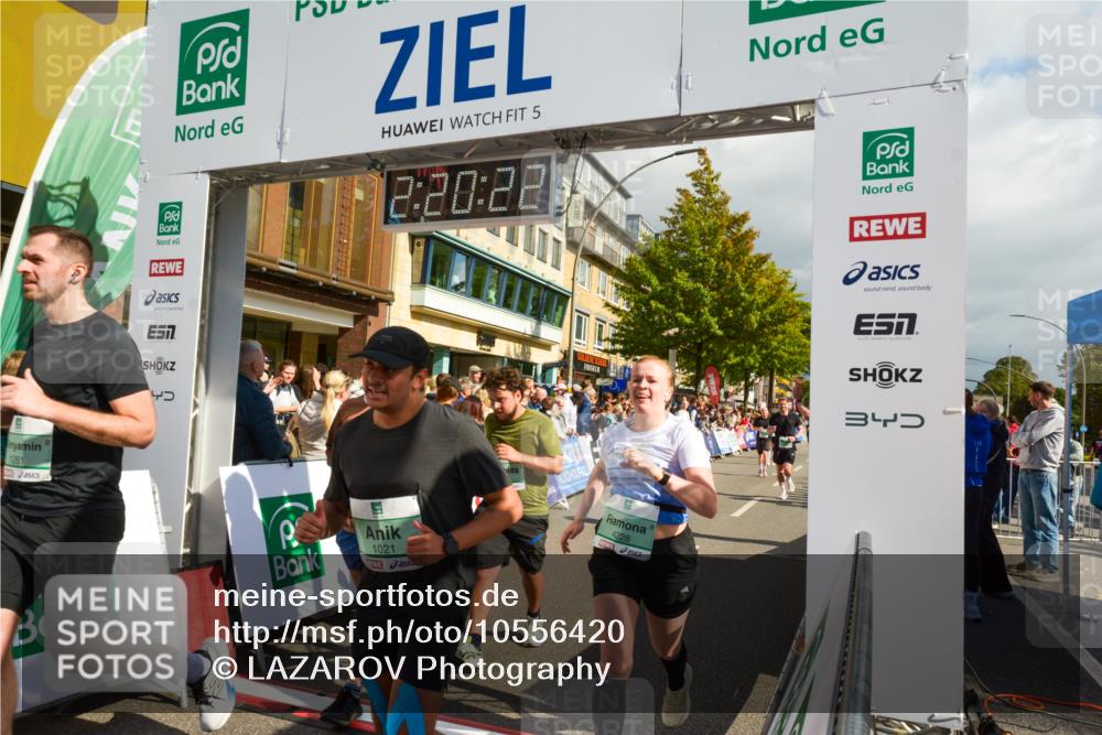 20.09.2026 - PSD Bank Halbmarathon LAZAROV Photography http://msf.ph/oto/10556420 20.09.2026 12:20:21 Ziel 1021, 1261, 1294, 1628, 1755, 1892, 2351, 2737, 2933, 3085, 3097, 4228, 4237, 4270, 4632 meine-sportfotos.de