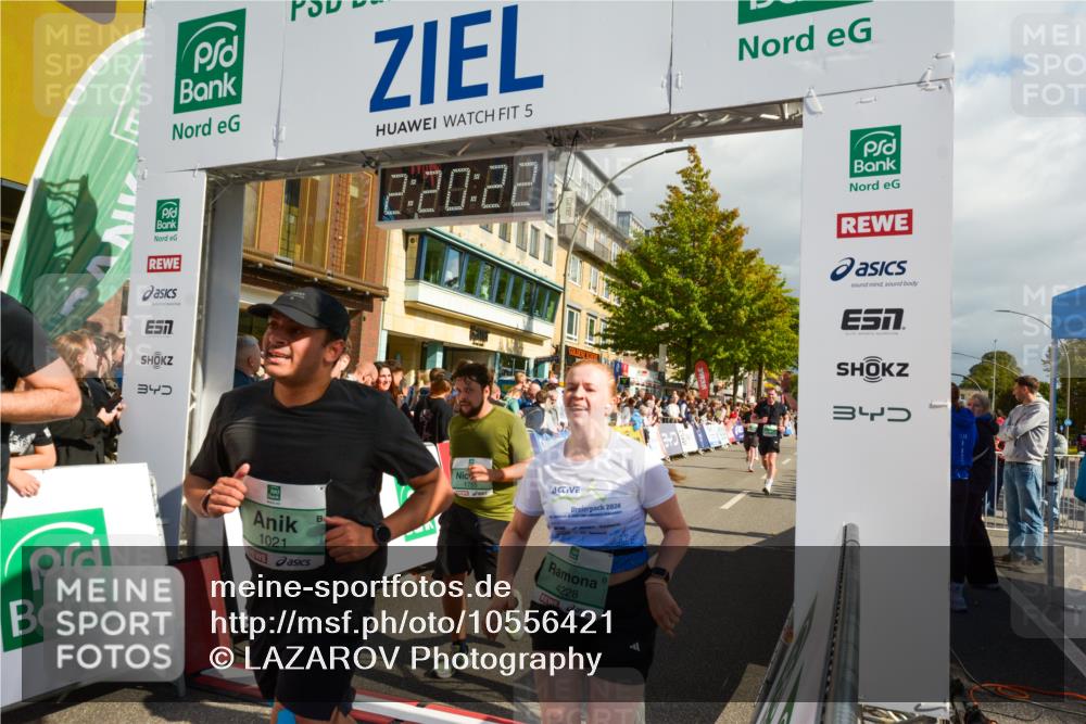 20.09.2026 - PSD Bank Halbmarathon LAZAROV Photography http://msf.ph/oto/10556421 20.09.2026 12:20:22 Ziel 1021, 1261, 1294, 1628, 1755, 1892, 2351, 2737, 3085, 3097, 4228, 4237, 4270, 4632, 4754 meine-sportfotos.de