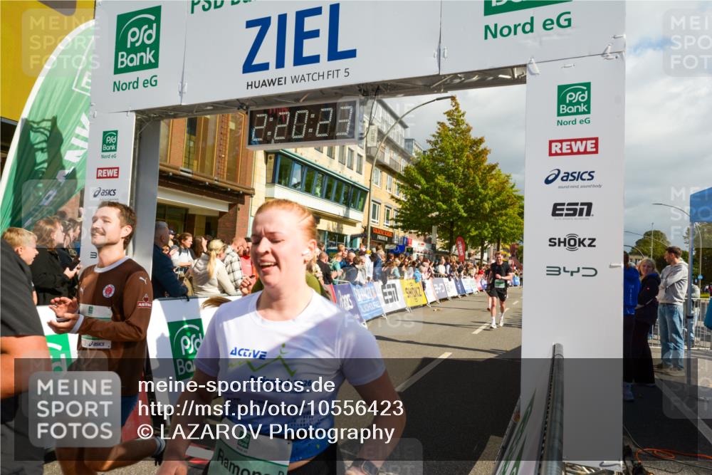 20.09.2026 - PSD Bank Halbmarathon LAZAROV Photography http://msf.ph/oto/10556423 20.09.2026 12:20:22 Ziel 1021, 1261, 1294, 1628, 1755, 1892, 2351, 2737, 3085, 3097, 4228, 4237, 4270, 4632, 4754 meine-sportfotos.de