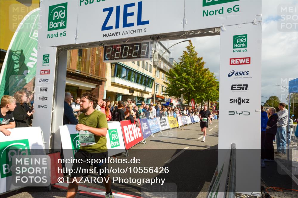 20.09.2026 - PSD Bank Halbmarathon LAZAROV Photography http://msf.ph/oto/10556426 20.09.2026 12:20:22 Ziel 1021, 1261, 1294, 1628, 1755, 1892, 2351, 2737, 3085, 3097, 4228, 4237, 4270, 4632, 4754 meine-sportfotos.de
