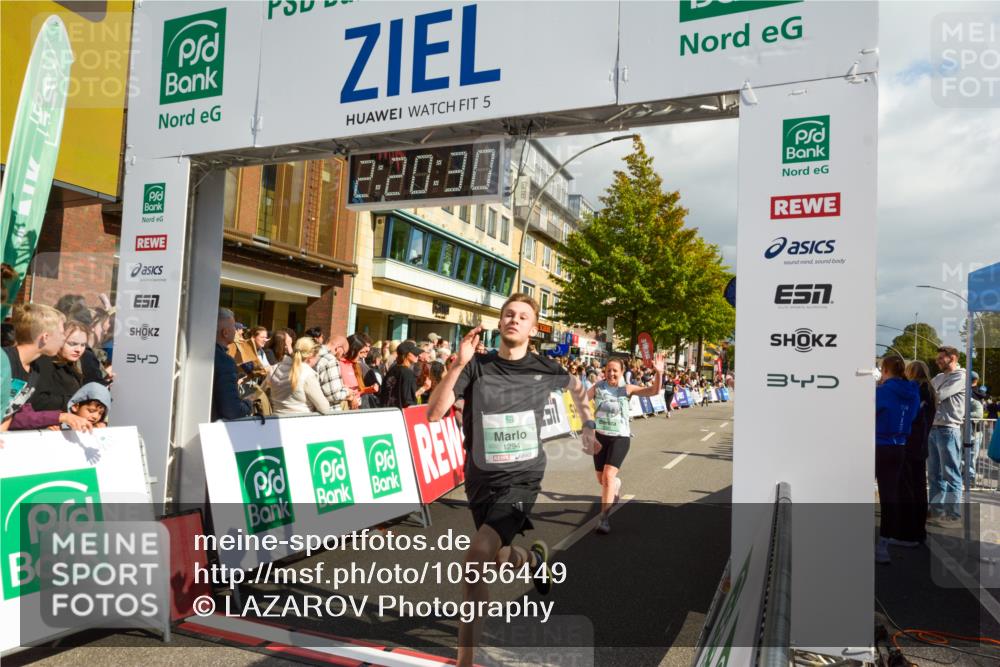 20.09.2026 - PSD Bank Halbmarathon LAZAROV Photography http://msf.ph/oto/10556449 20.09.2026 12:20:29 Ziel 1294, 2351, 2741, 3097, 3217, 4125, 4237, 4632, 4754 meine-sportfotos.de