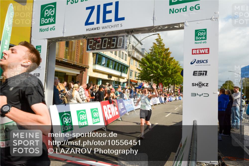 20.09.2026 - PSD Bank Halbmarathon LAZAROV Photography http://msf.ph/oto/10556451 20.09.2026 12:20:29 Ziel 1294, 2351, 2741, 3097, 3217, 4125, 4237, 4632, 4754 meine-sportfotos.de