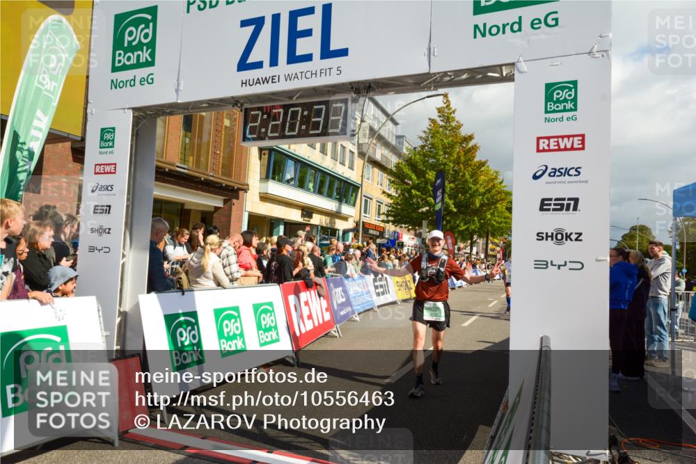 20.09.2026 - PSD Bank Halbmarathon LAZAROV Photography http://msf.ph/oto/10556463 20.09.2026 12:20:33 Ziel 1127, 1294, 2351, 2389, 2741, 3097, 3217, 3620, 4125, 4237, 4754 meine-sportfotos.de