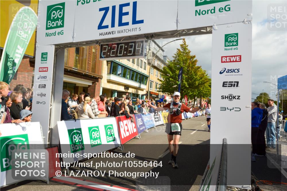20.09.2026 - PSD Bank Halbmarathon LAZAROV Photography http://msf.ph/oto/10556464 20.09.2026 12:20:33 Ziel 1127, 1294, 2351, 2389, 2741, 3097, 3217, 3620, 4125, 4237, 4754 meine-sportfotos.de