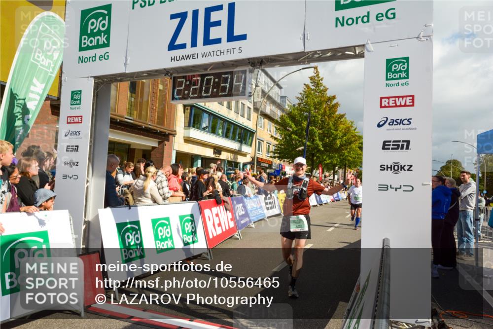 20.09.2026 - PSD Bank Halbmarathon LAZAROV Photography http://msf.ph/oto/10556465 20.09.2026 12:20:33 Ziel 1127, 1294, 2351, 2389, 2741, 3097, 3217, 3620, 4125, 4237, 4754 meine-sportfotos.de