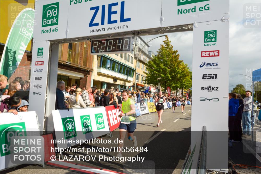 20.09.2026 - PSD Bank Halbmarathon LAZAROV Photography http://msf.ph/oto/10556484 20.09.2026 12:20:40 Ziel 1127, 2305, 2389, 2741, 3102, 3217, 3620, 3740, 4125, 4292, 4312, 4754 meine-sportfotos.de