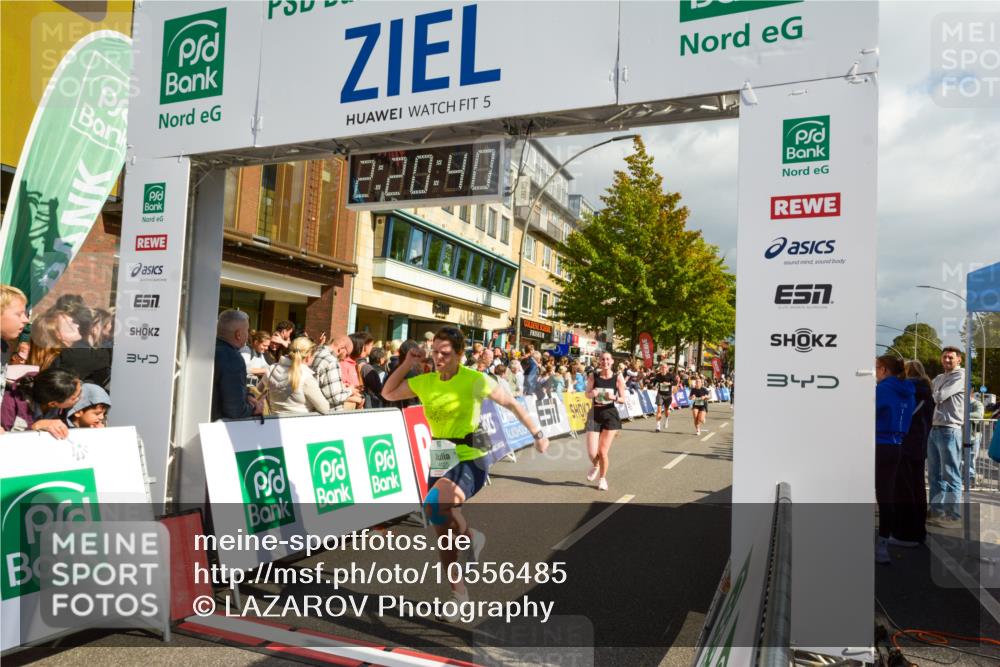 20.09.2026 - PSD Bank Halbmarathon LAZAROV Photography http://msf.ph/oto/10556485 20.09.2026 12:20:40 Ziel 1127, 2305, 2389, 2741, 3102, 3217, 3620, 3740, 4125, 4292, 4312, 4754 meine-sportfotos.de