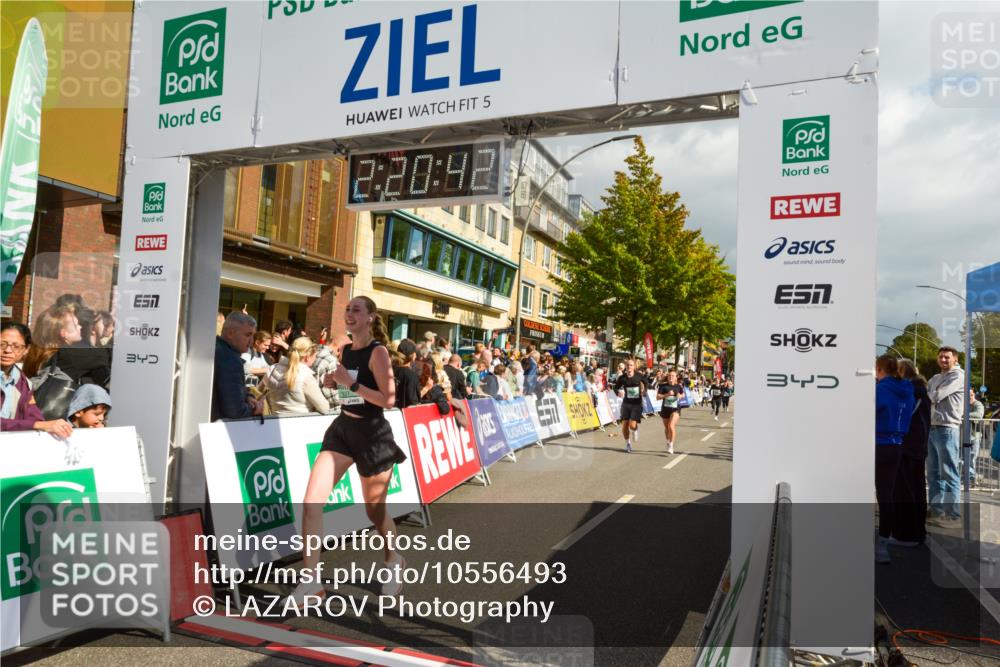 20.09.2026 - PSD Bank Halbmarathon LAZAROV Photography http://msf.ph/oto/10556493 20.09.2026 12:20:41 Ziel 1127, 2305, 2389, 2741, 3102, 3217, 3620, 3740, 4125, 4292, 4312 meine-sportfotos.de