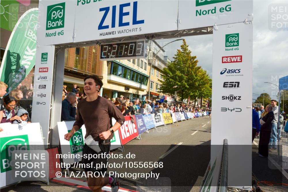 20.09.2026 - PSD Bank Halbmarathon LAZAROV Photography http://msf.ph/oto/10556568 20.09.2026 12:21:03 Ziel 1143, 1281, 2906, 3412, 4423 meine-sportfotos.de