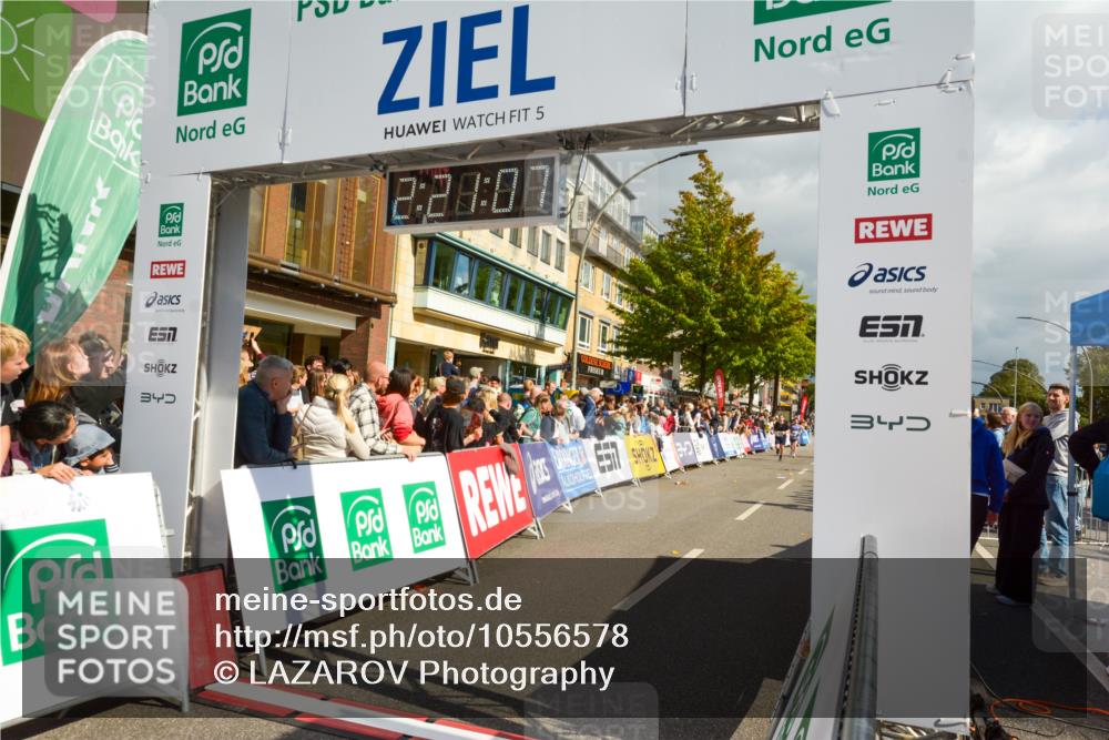 20.09.2026 - PSD Bank Halbmarathon LAZAROV Photography http://msf.ph/oto/10556578 20.09.2026 12:21:06 Ziel 1004, 1143, 1281, 2906, 2907, 4423 meine-sportfotos.de