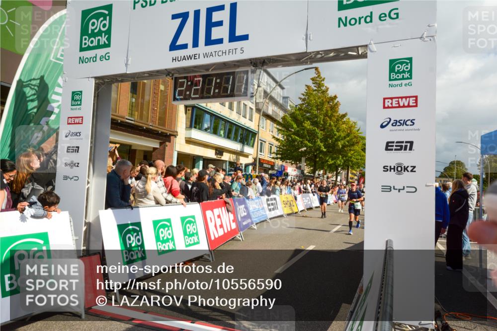 20.09.2026 - PSD Bank Halbmarathon LAZAROV Photography http://msf.ph/oto/10556590 20.09.2026 12:21:10 Ziel 1004, 1143, 1281, 2906, 2907 meine-sportfotos.de