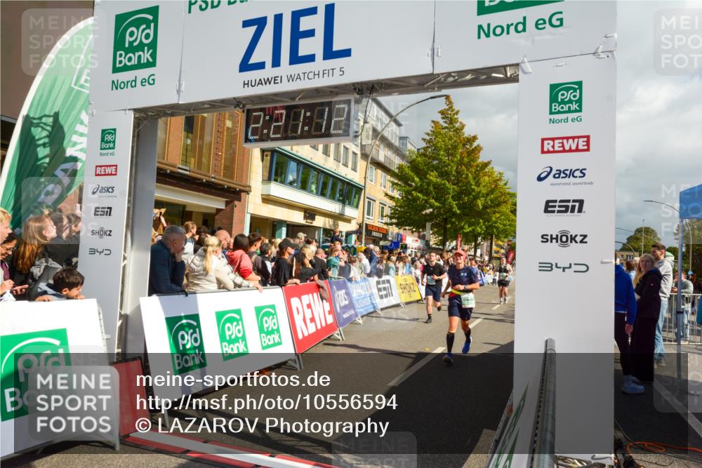 20.09.2026 - PSD Bank Halbmarathon LAZAROV Photography http://msf.ph/oto/10556594 20.09.2026 12:21:12 Ziel 1004, 1143, 1281, 2906, 2907, 3197 meine-sportfotos.de