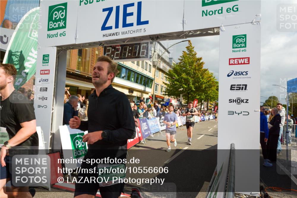 20.09.2026 - PSD Bank Halbmarathon LAZAROV Photography http://msf.ph/oto/10556606 20.09.2026 12:21:16 Ziel 1004, 1143, 1281, 1443, 2906, 2907, 3197, 3672 meine-sportfotos.de